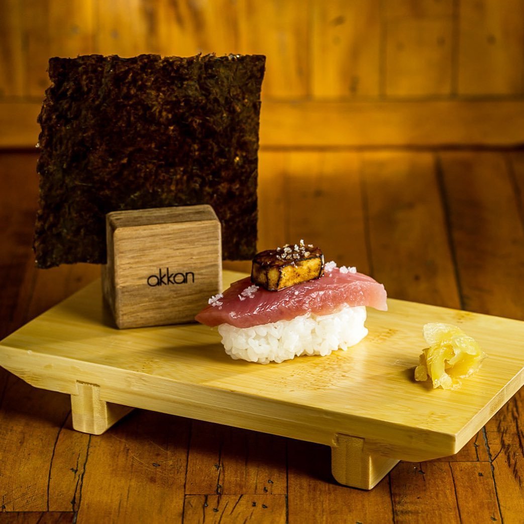Akkan: a hand roll with the last step left to you