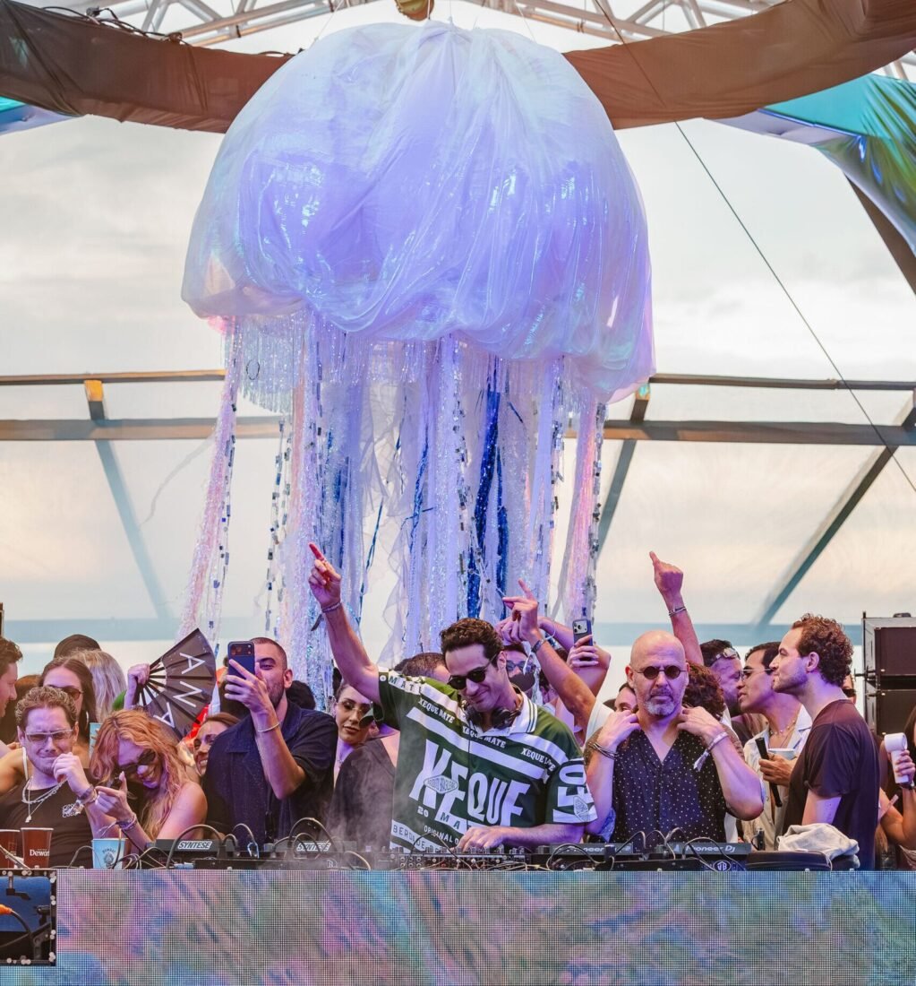 Água Viva: the dance floor as a complete setting