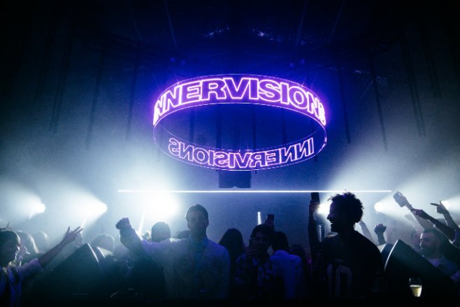 Innervisions, in the middle of São Paulo