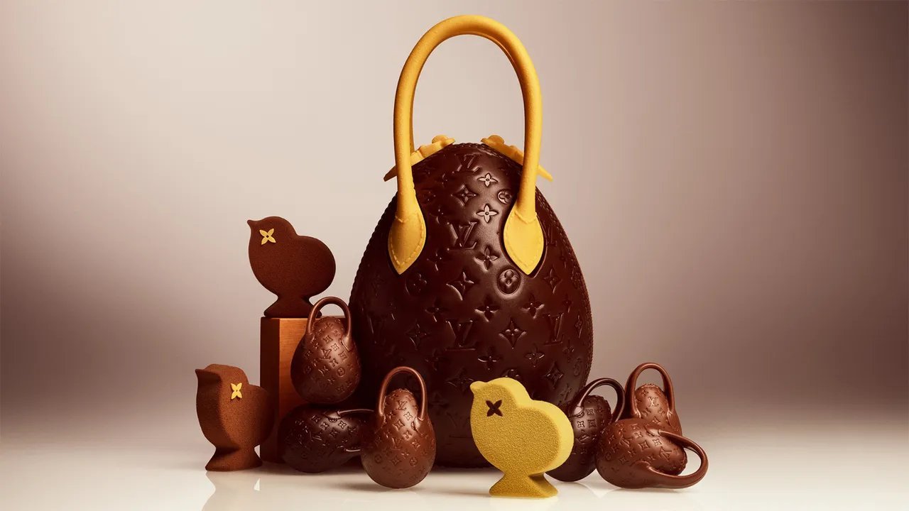 An Egg Bag made of chocolate