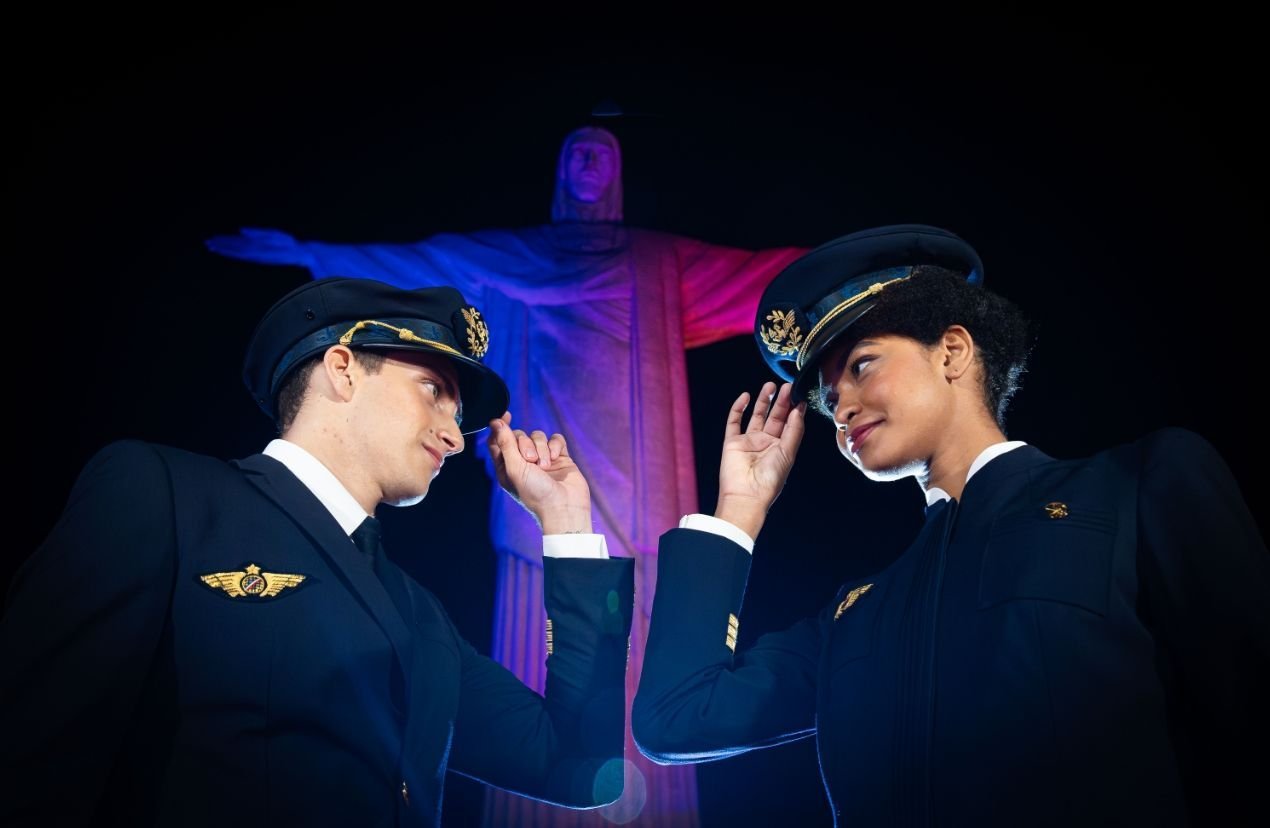 Air France’s uniform archive reaches the Corcovado