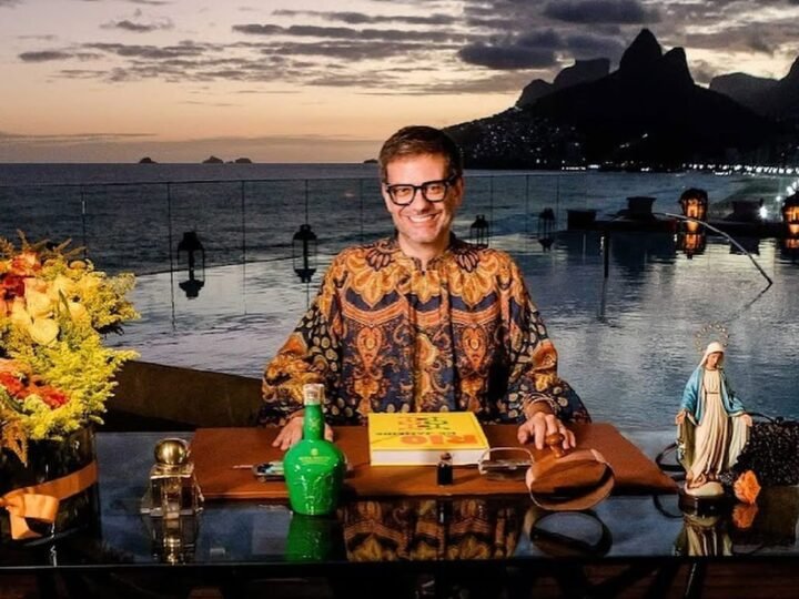 Bruno Astuto: Rio de Janeiro between two covers