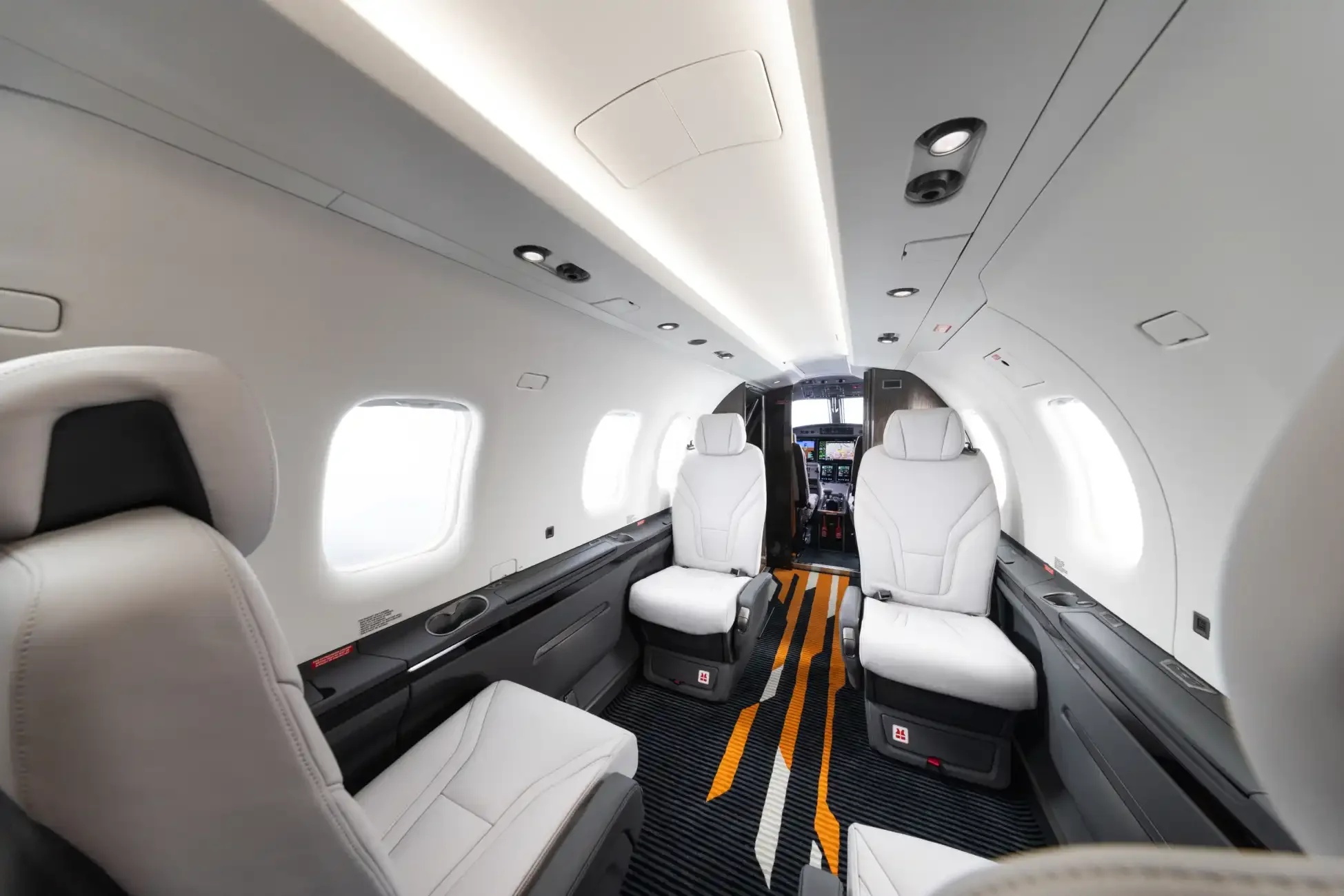 PILATUS PC-12 PRO CABIN · IMAGE: PILATUS AIRCRAFT, EDITORIAL ARCHIVE