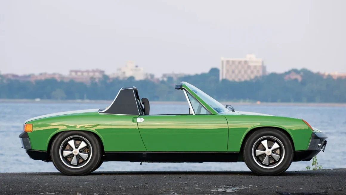 PORSCHE 914 · ARCHIVE IMAGE