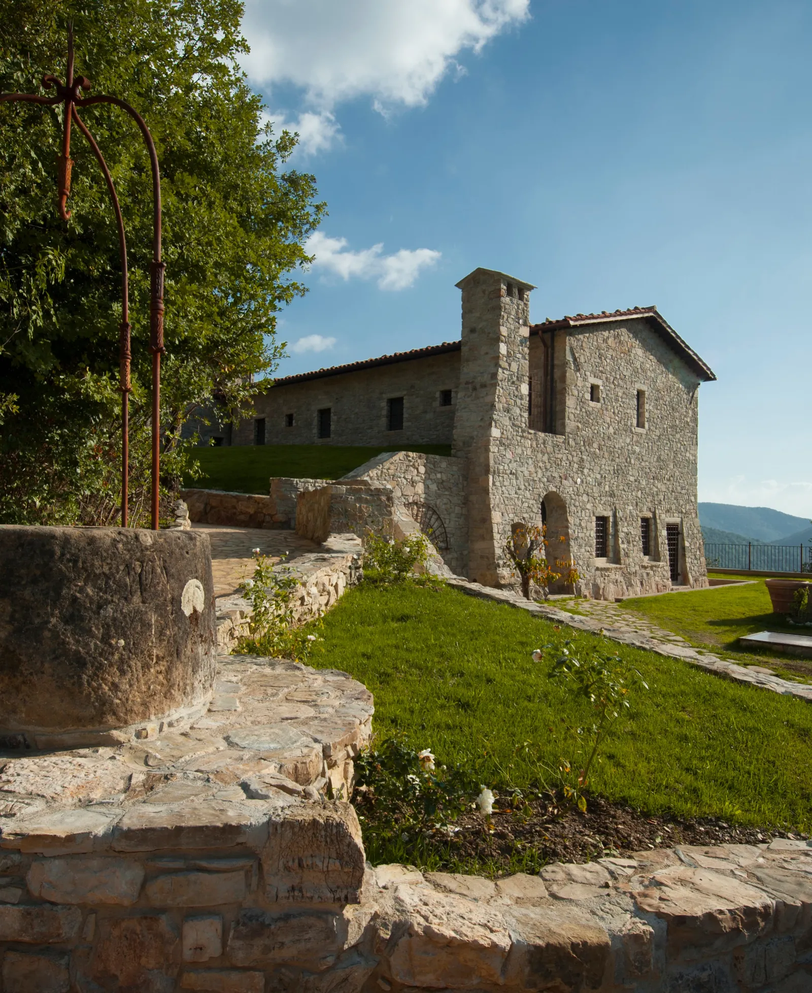 A minimalist single cell at Eremito