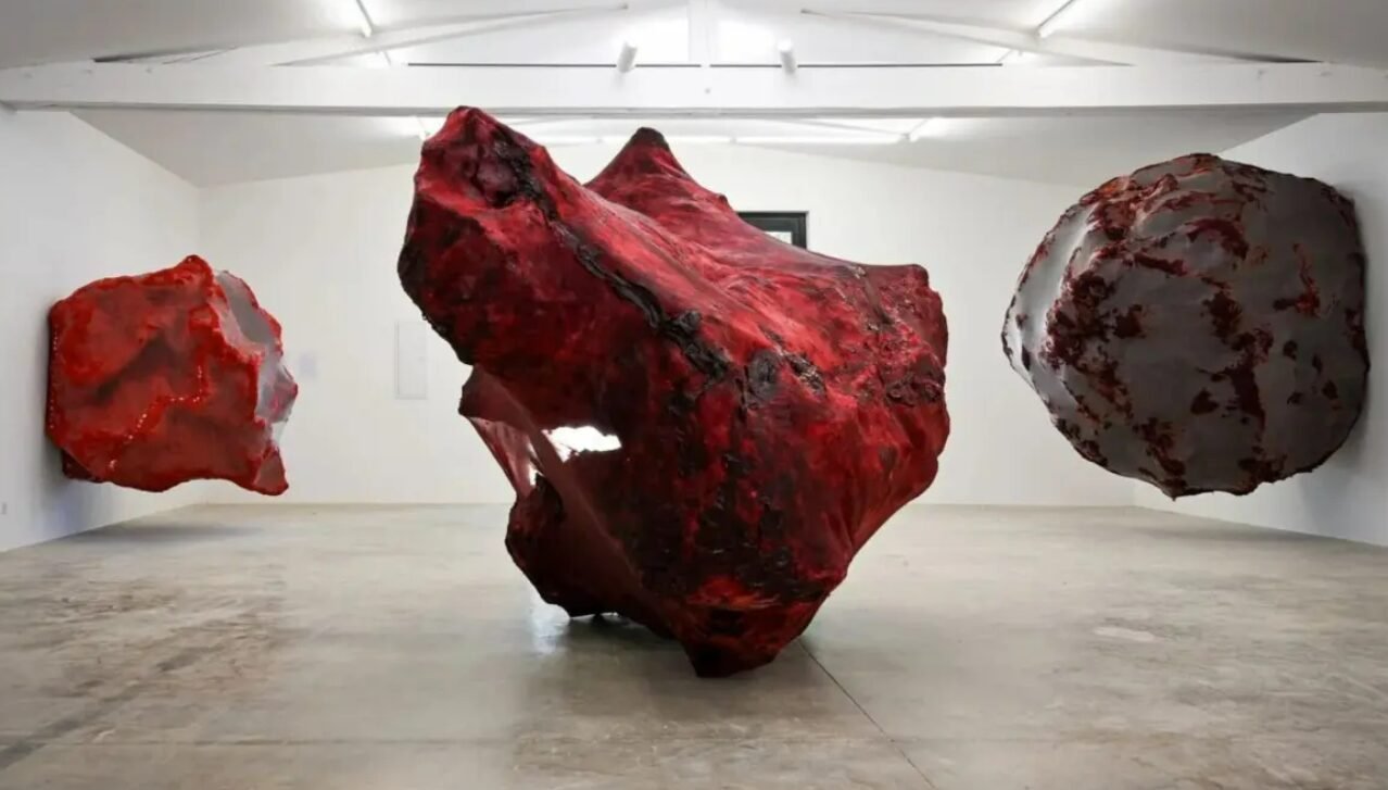 Anish Kapoor: when a sculpture changes its surroundings