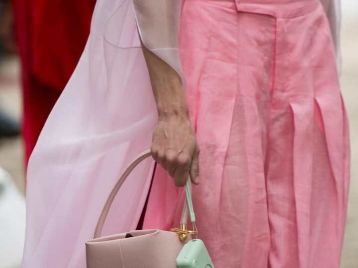 Fernanda Yamamoto puts photography into the runway look
