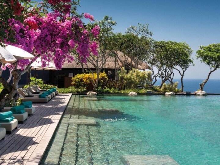 Bulgari Resort Bali: a cliffside interior in timber and ikat