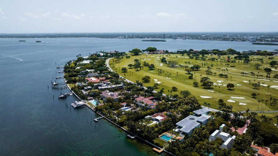 Boats crossing Biscayne Bay toward the Miami skyline