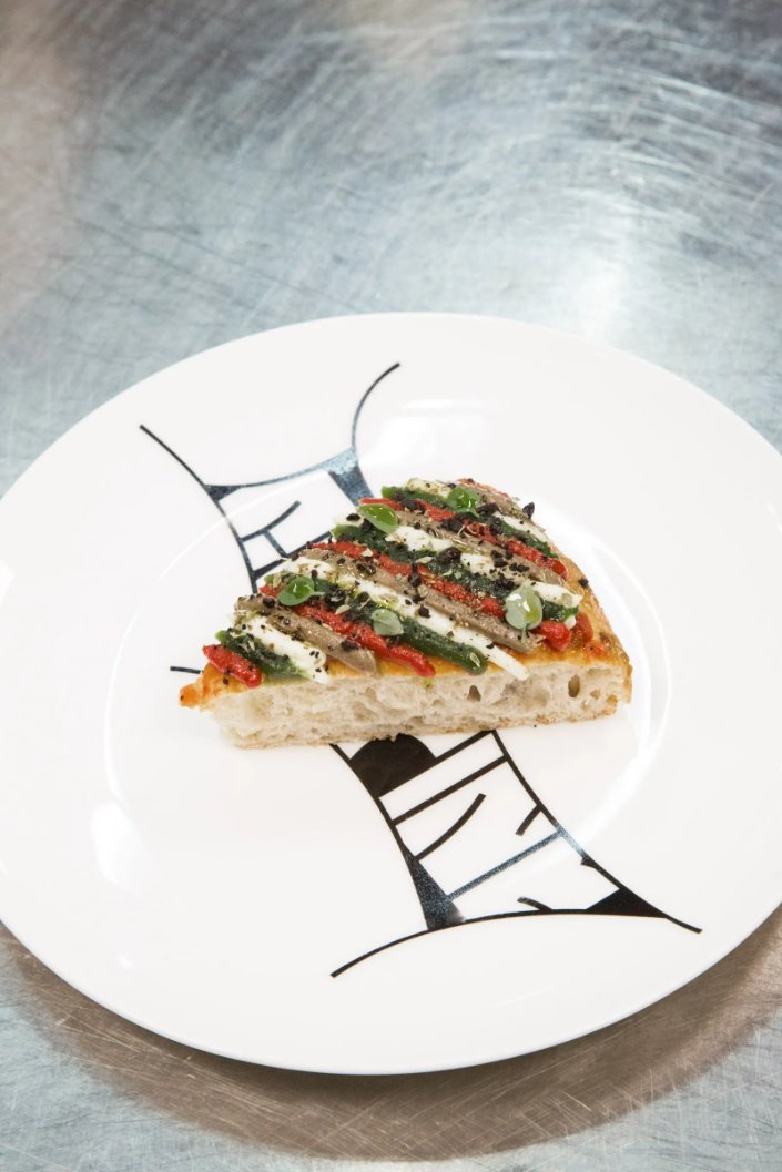 A pizza at Confine, Milan