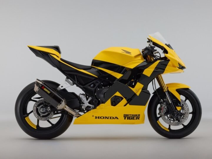 Honda and Onitsuka Tiger: a shared yellow on the runway