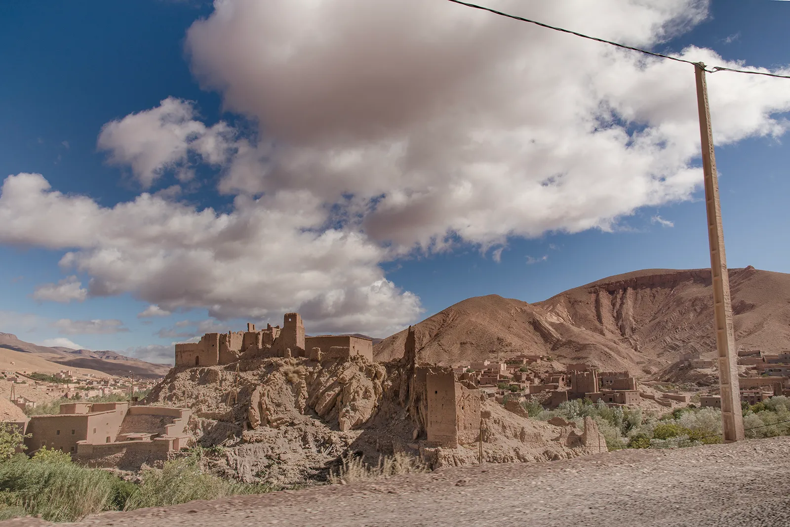 Village in the Dadès Valley with houses on a rocky slope