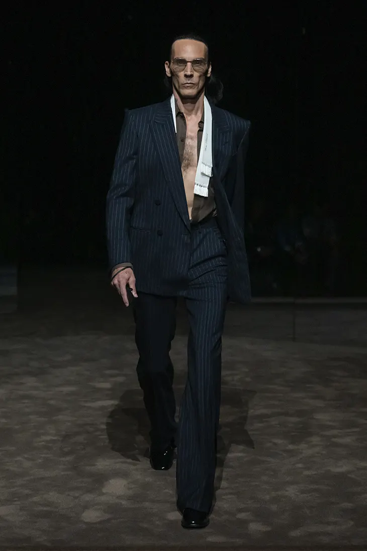 Look from the Tom Ford Spring/Summer 2027 show by Haider Ackermann