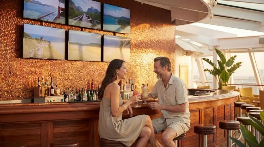 Life on deck aboard the Villa Vie Odyssey