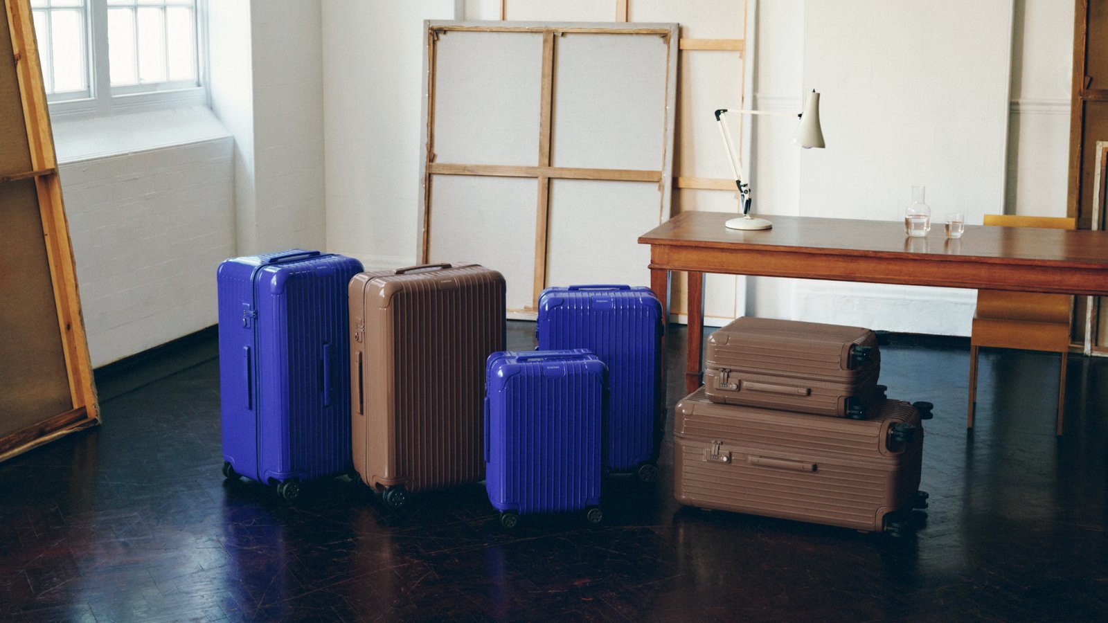 RIMOWA: Umber and Ultramarine as a colour argument